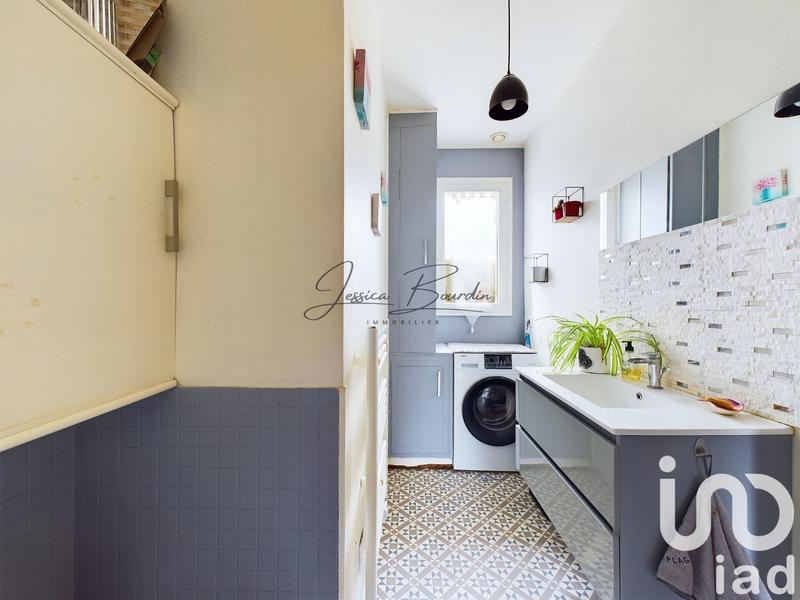 Maison - 260 m² - 7 pièces