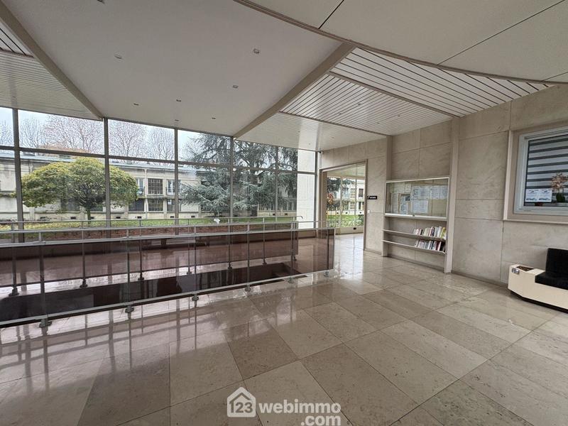 Appartement - 91 m² - 4 pièces