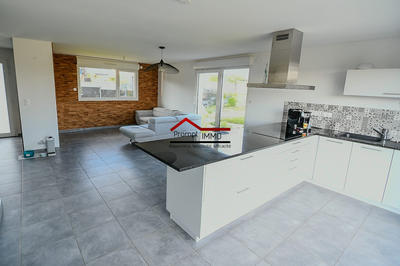 Maison - 114 m² - 6 pièces