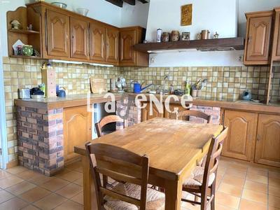 Maison - 143 m² - 7 pièces