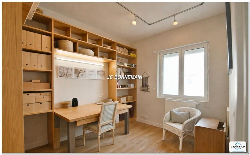 Maison - 210 m² - 7 pièces