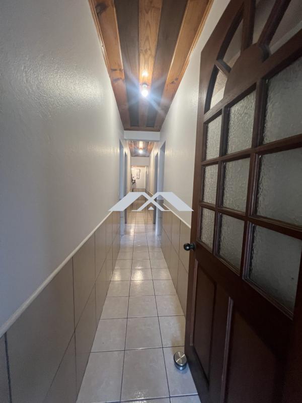 Villa - 270 m² - 9 pièces