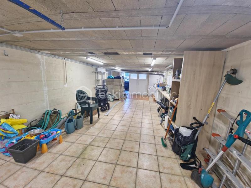 Maison traditionnelle - 164 m² - 6 pièces