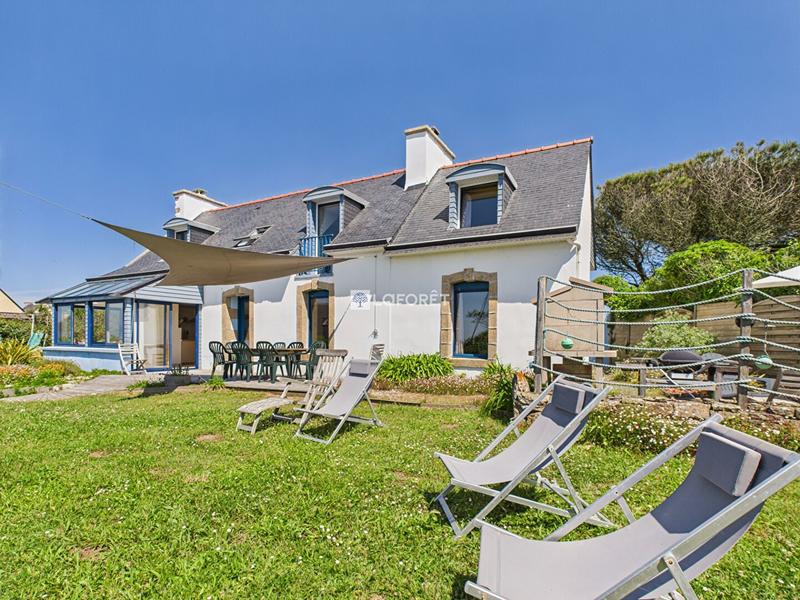 Maison traditionnelle - 150 m² - 8 pièces