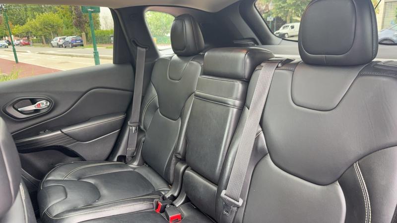 Jeep Cherokee 3.2 V6 272 4wd Limited