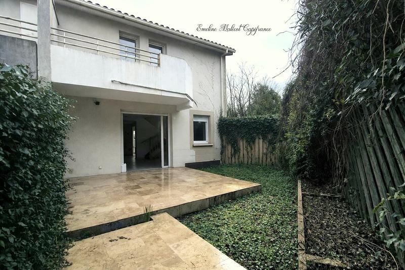 Maison - 96 m² - 5 pièces