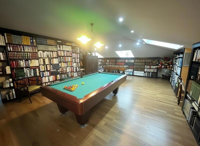 Appartement - 371 m² - 7 pièces