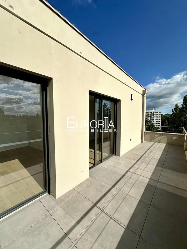 Appartement - 127 m² - 4 pièces