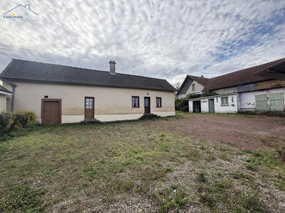 Maison - 88 m² - 4 pièces
