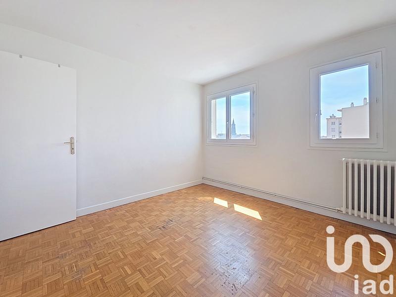 Appartement - 80 m² - 4 pièces