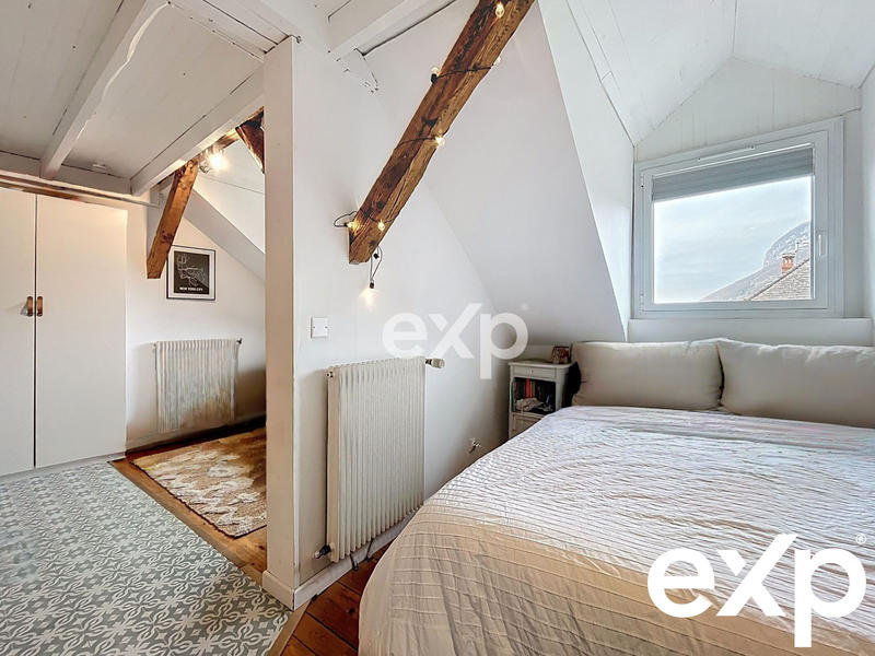 Appartement - 147 m² - 5 pièces