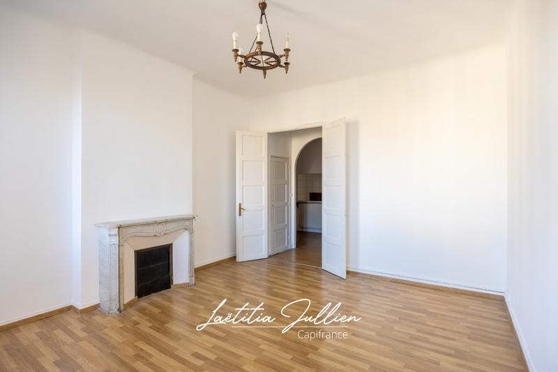 Appartement bourgeois - 185 m² - 7 pièces