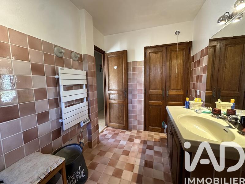 Maison - 186 m² - 6 pièces