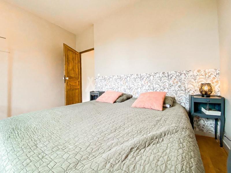 Maison - 318 m² - 17 pièces