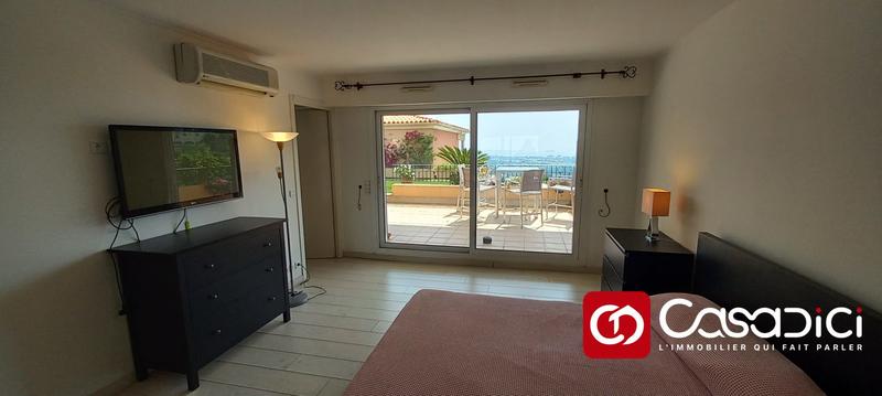 Appartement - 170 m² - 6 pièces