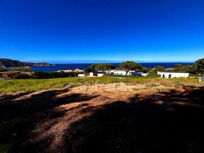 Terrain constructible - 1 378 m²