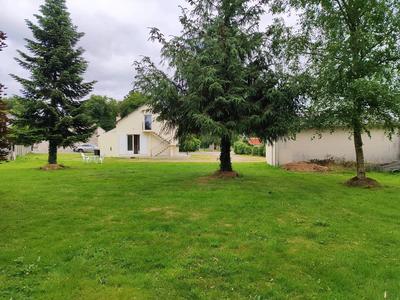 Maison traditionnelle - 92 m² - 4 pièces
