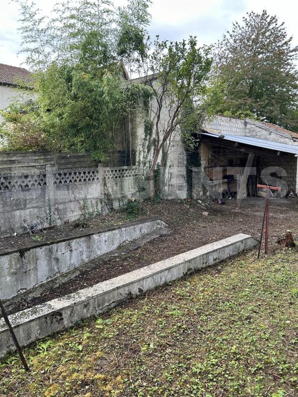 Maison - 192 m² - 7 pièces