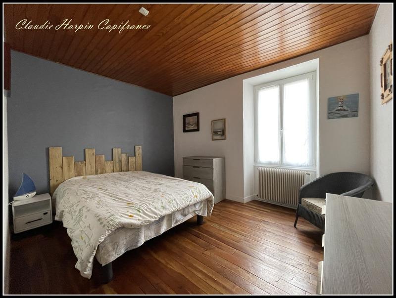 Maison - 148 m² - 7 pièces