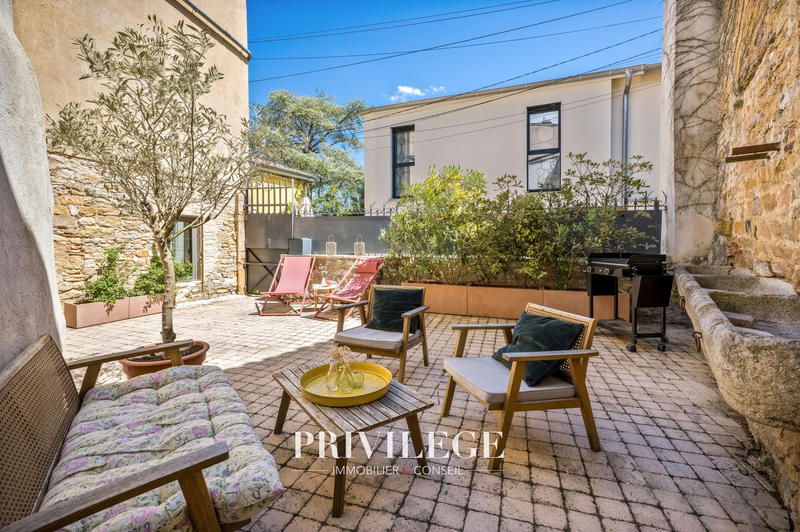 Maison de village - 180 m² - 5 pièces