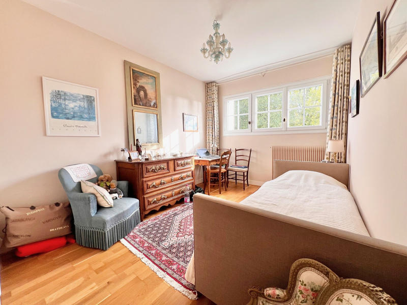 Maison - 145 m² - 7 pièces