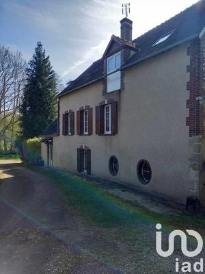 Maison - 212 m² - 7 pièces