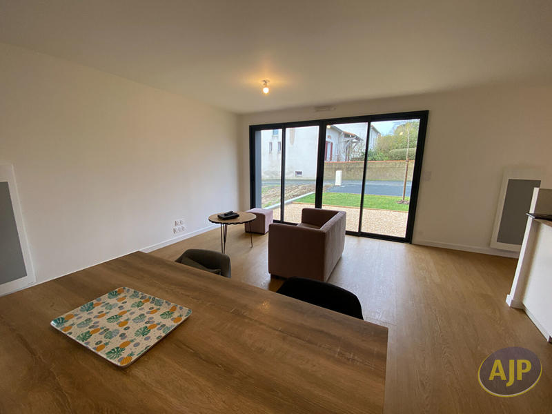 Maison - 66 m² - 3 pièces