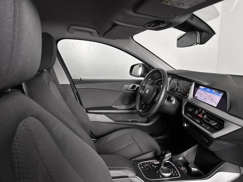 Bmw Série 1 - 116da 116ch F40 Gps Regul Carplay Full Led Android Auto Clim 116 d Ch 1°Main