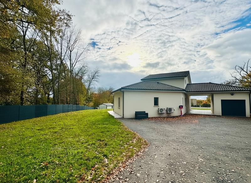 Maison - 168 m² - 7 pièces