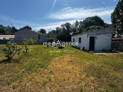 Maison traditionnelle - 117 m² - 5 pièces