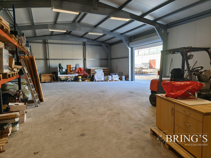 Local d'activités - 434 m²