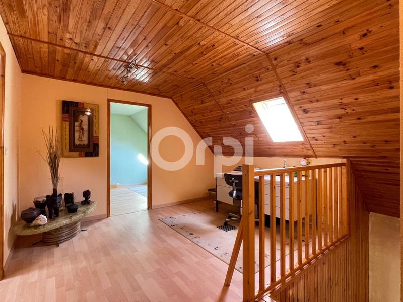 Maison - 181 m² - 6 pièces