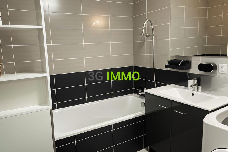 Appartement - 82 m² - 4 pièces