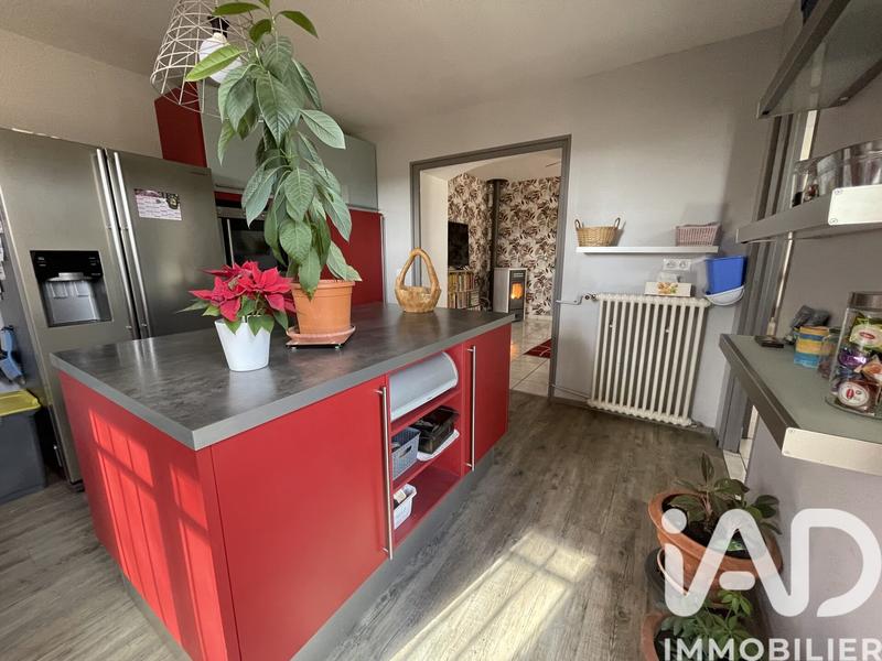 Maison - 180 m² - 7 pièces