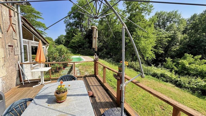 Maison en pierre - 171 m² - 5 pièces