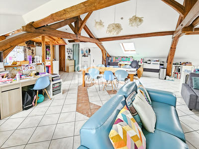 Appartement - 104 m² - 5 pièces