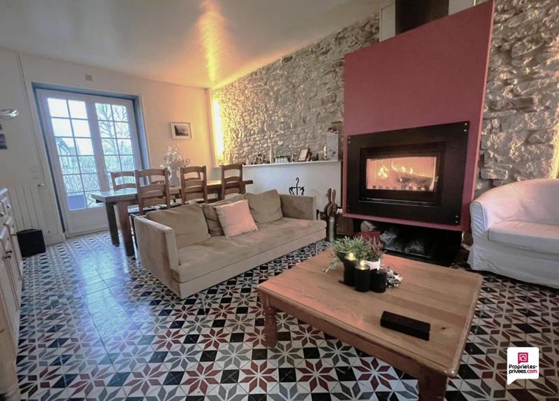 Maison - 162 m² - 8 pièces