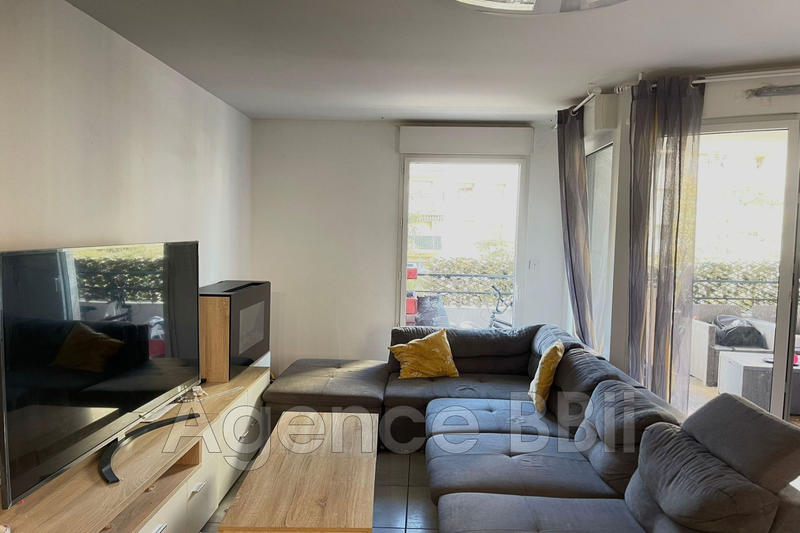 Appartement - 77 m² - 4 pièces