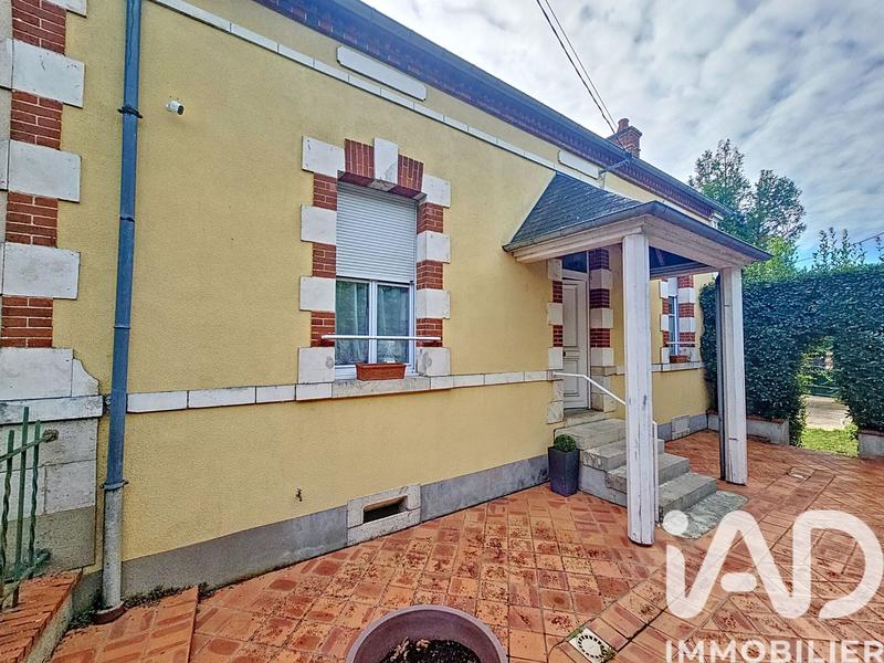 Maison - 158 m² - 8 pièces