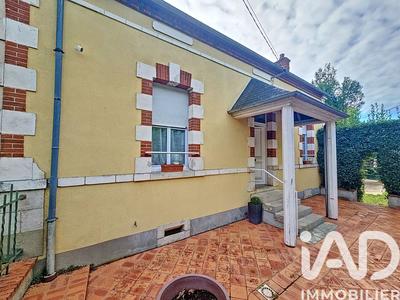 Maison - 158 m² - 8 pièces