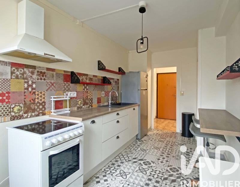 Appartement - 65 m² - 3 pièces