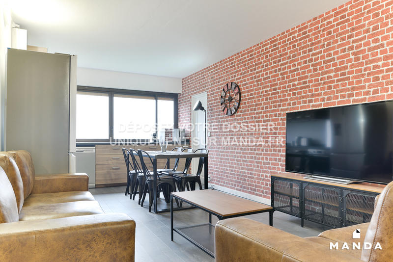 Chambre - 81 m² - 5 pièces