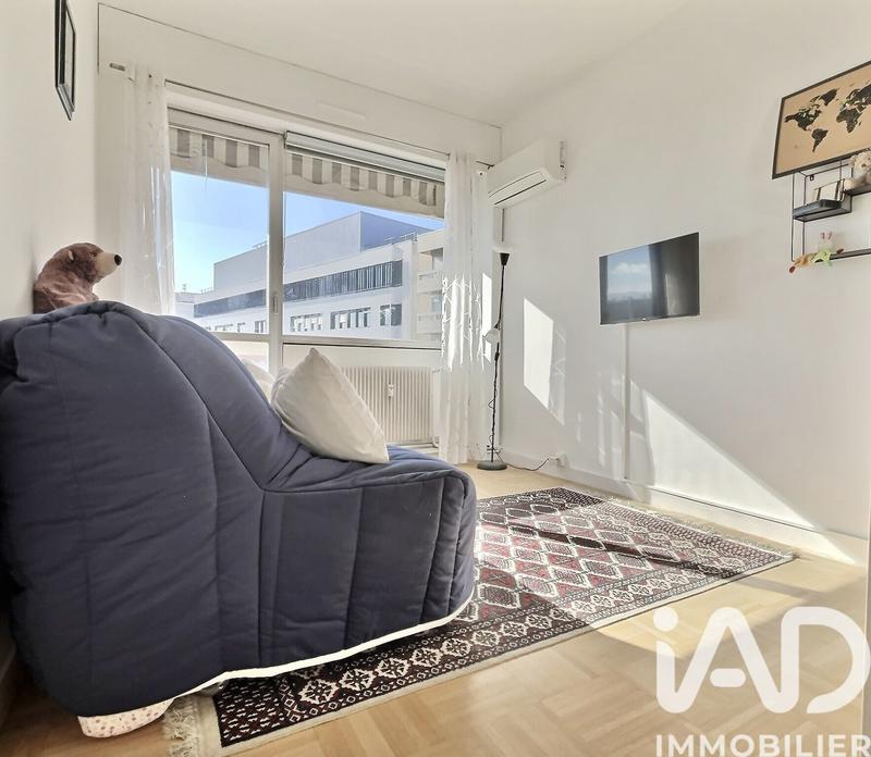 Appartement - 143 m² - 5 pièces