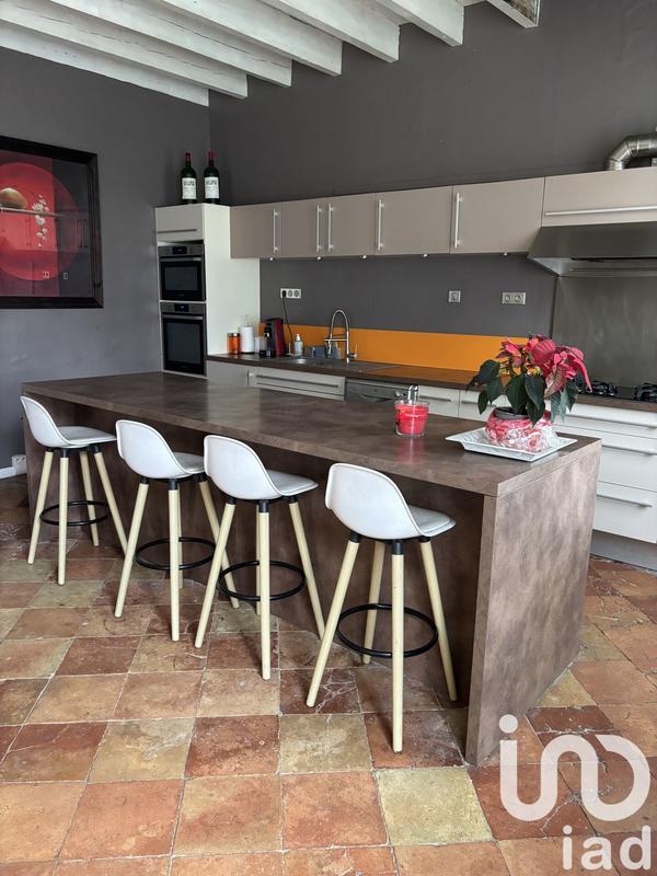 Maison - 194 m² - 8 pièces