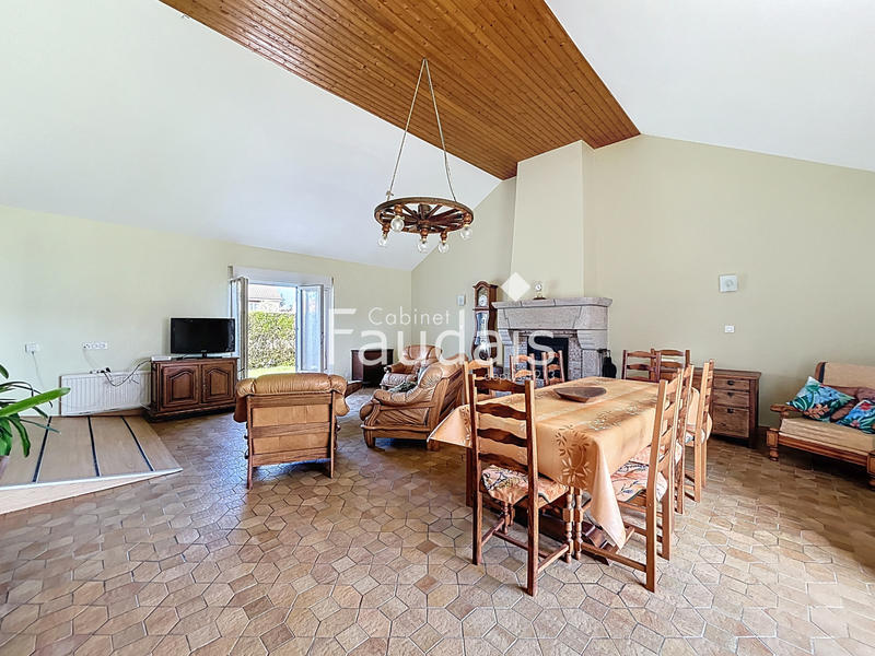 Maison - 130 m² - 6 pièces