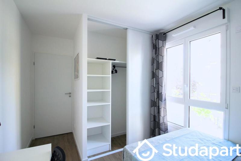 Chambre - 12 m² - 1 pièce