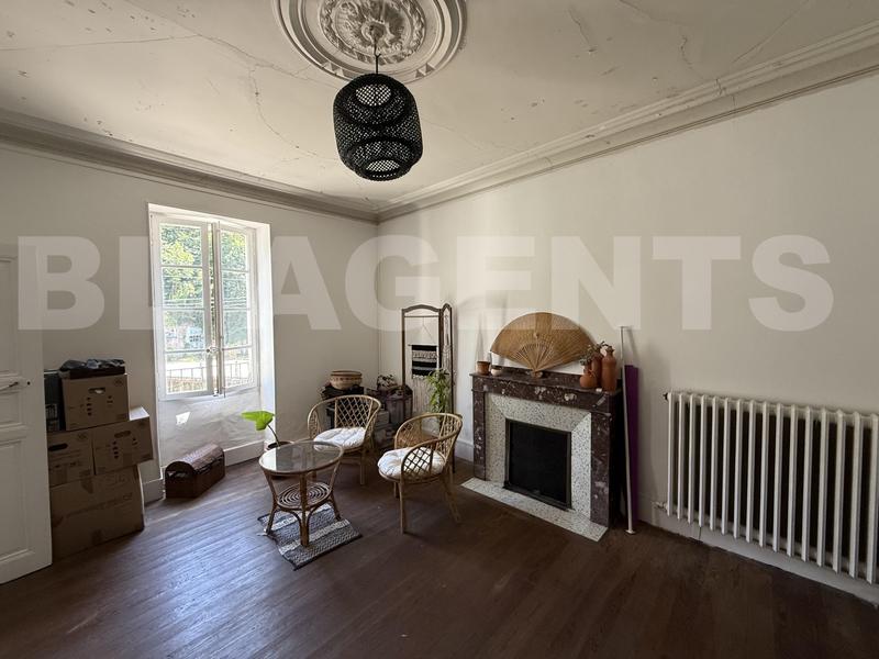 Maison ancienne - 143 m² - 6 pièces