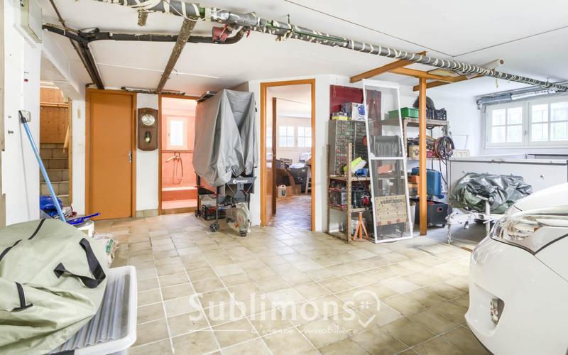 Maison traditionnelle - 183 m² - 6 pièces