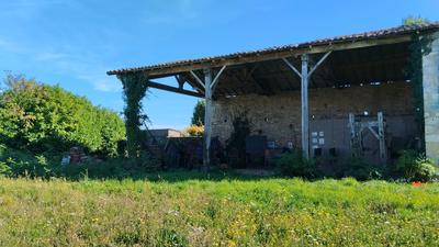 Maison ancienne - 250 m² - 2 pièces