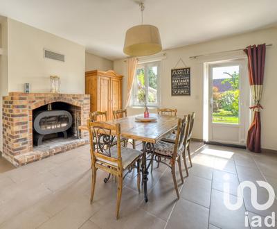 Maison - 136 m² - 8 pièces